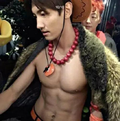 肌肉男怎么搭配服装显个子高,肌肉男衣服搭配