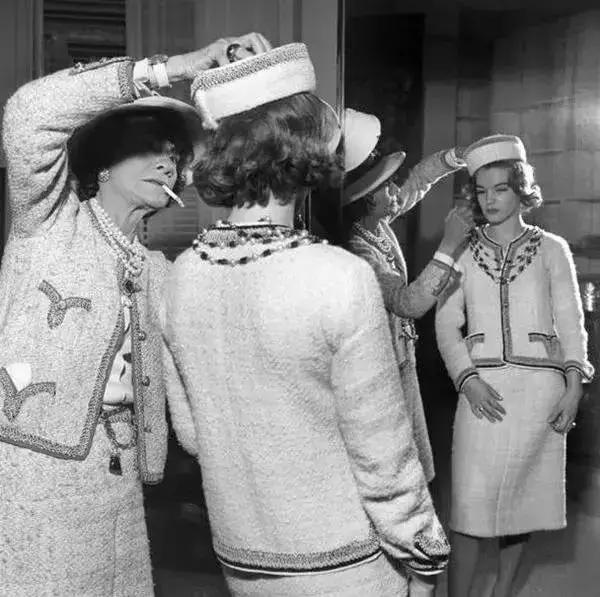 香奈儿neverfull中号手袋,香奈儿mademoiselle手袋