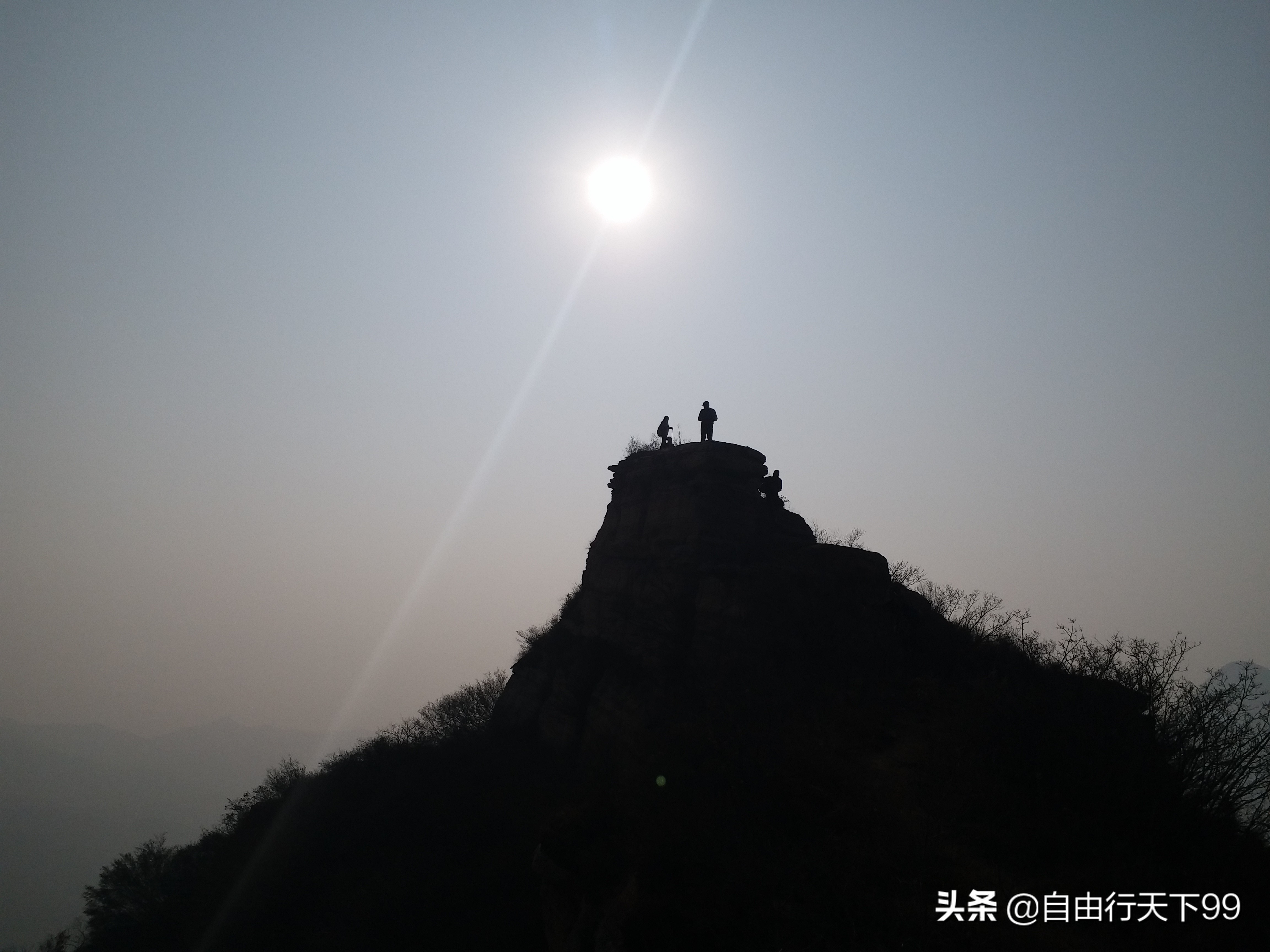 石家庄井陉深山山顶,井陉悬崖峭壁