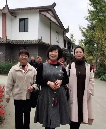 旅游都江堰自由行攻略,都江堰旅行一日游攻略大全