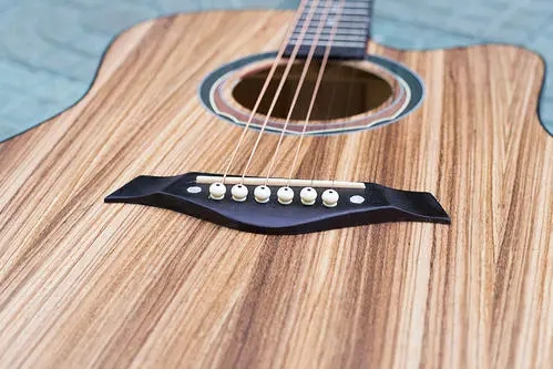 常见的吉他特殊调琴,各种吉他音色区别