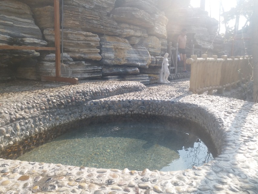 成园温泉山庄有住宿吗,成园山庄温泉乐园