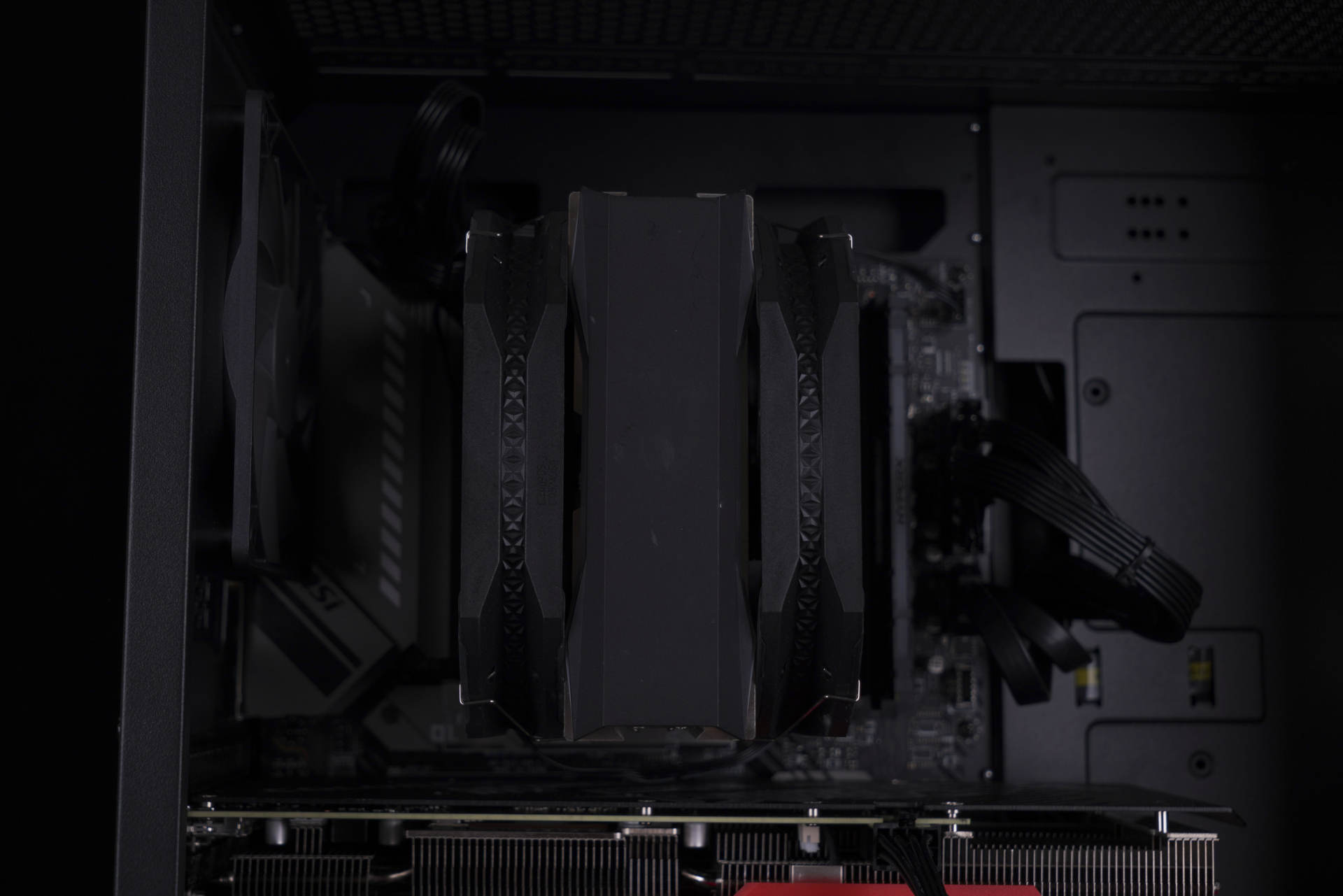 微星b560迫击炮和战斧导弹,微星b560战斧导弹和迫击炮的区别