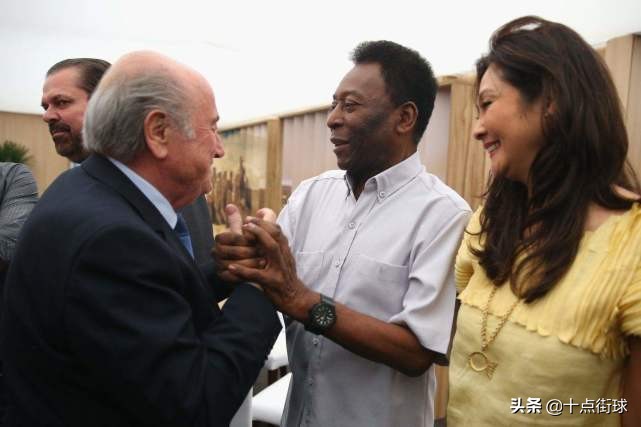 贝利离世原因,球王贝利患抑郁症