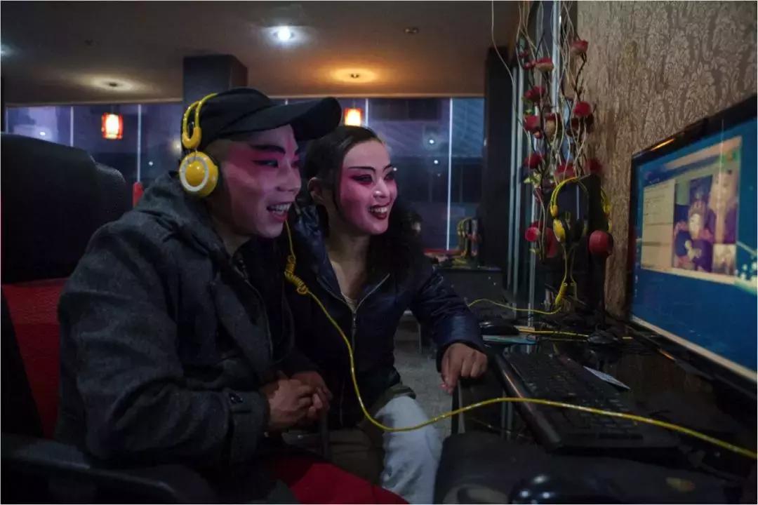 互联网改变面孔,互联网温暖的一面