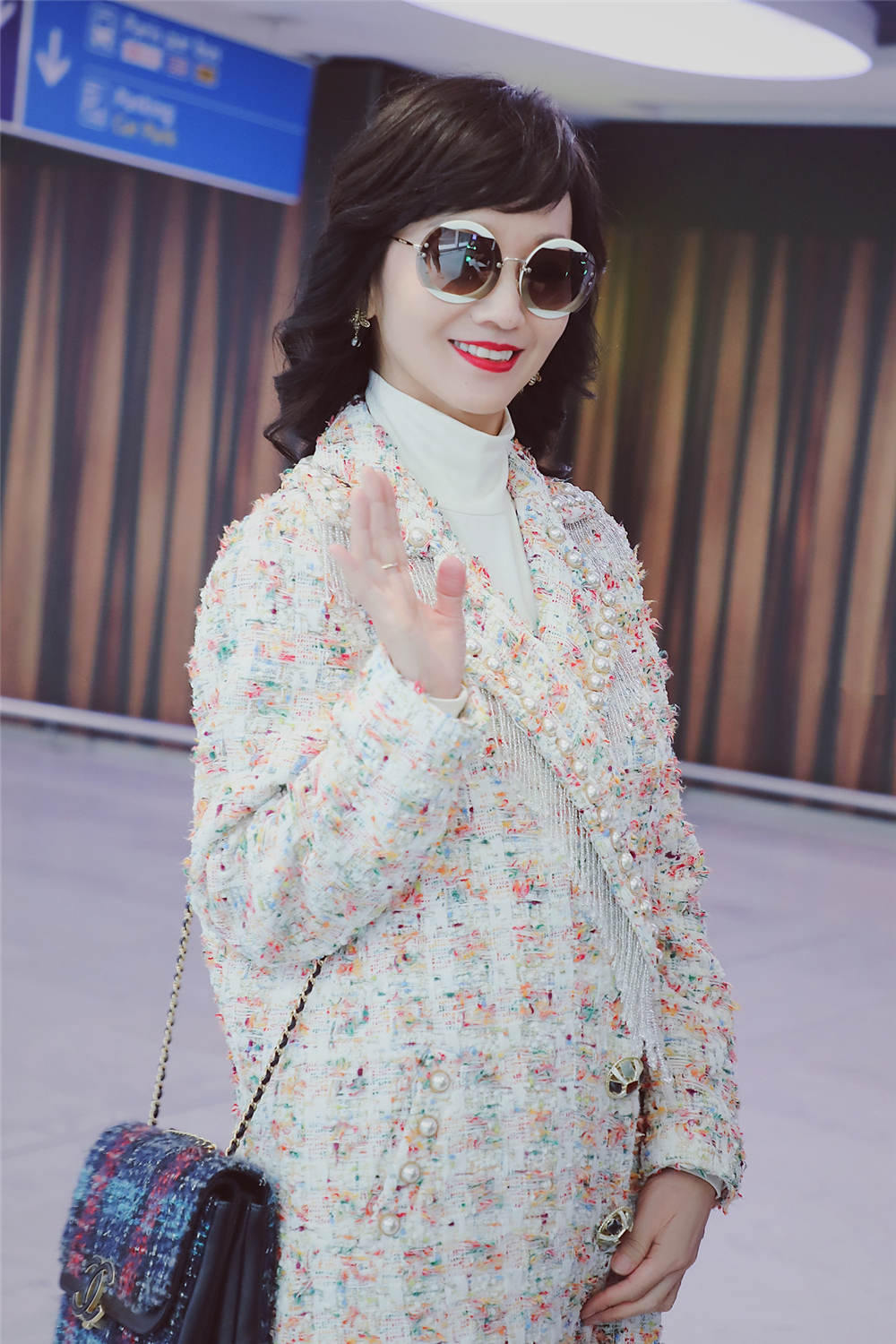 65岁赵雅芝穿衣真不服老,66岁赵雅芝穿古装气质出众