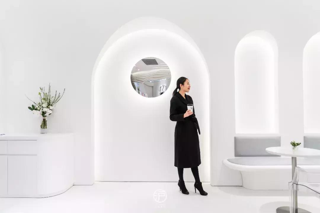 ladym美国店铺,ladym国外店