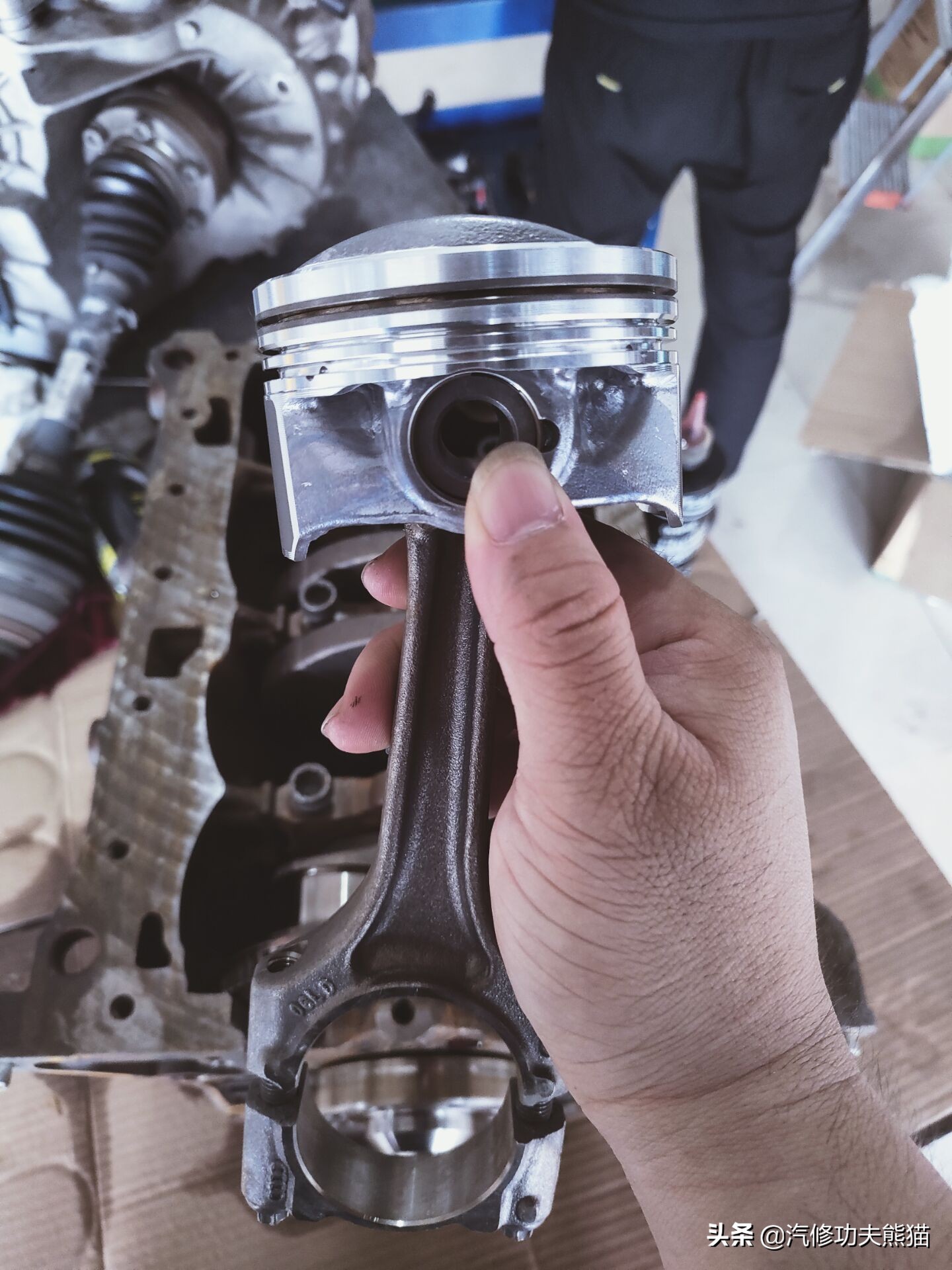 夏朗2.0发动机烧机油上海解决方法,大众夏朗烧机油最佳解决方案