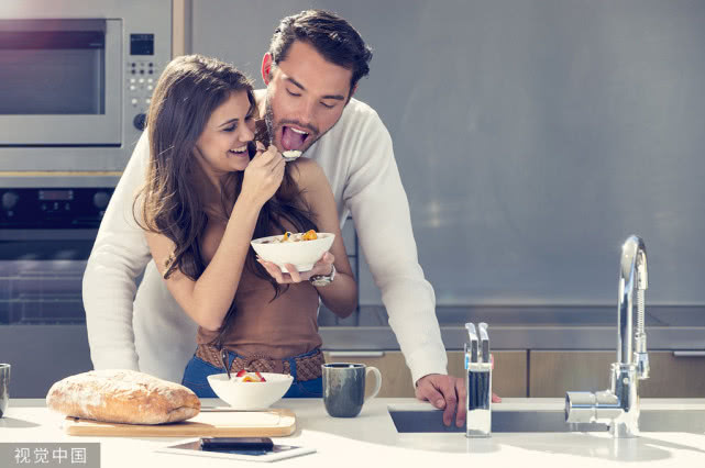 原配和二婚妻子的三种区别,二婚家庭和原配夫妻的区别