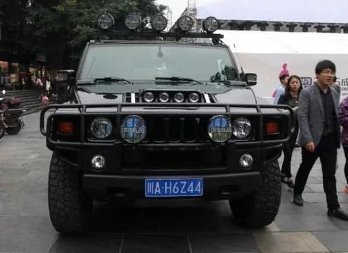 改装的六座豪华商务车,改装豪华七座商务车