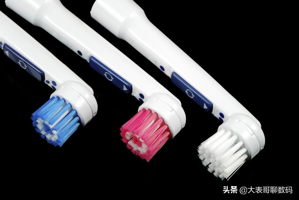 待机365天的电动牙刷,声波电动牙刷ipx8防水