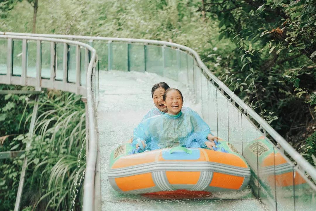 天门高空漂流玻璃滑道,高空玻璃天桥景点大全