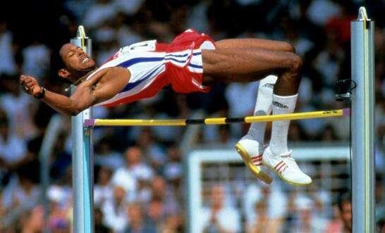 c罗跳高最高跳了多少米,c罗跳高2.95在哪比赛