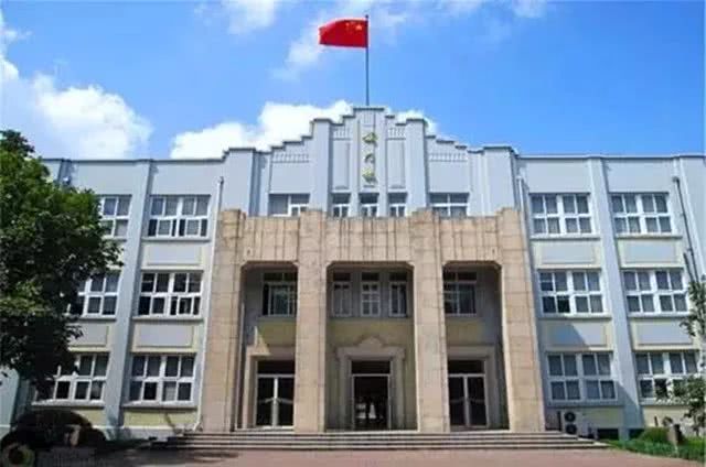 上海小学排名前十名的学校有哪些,上海22所中小学入选