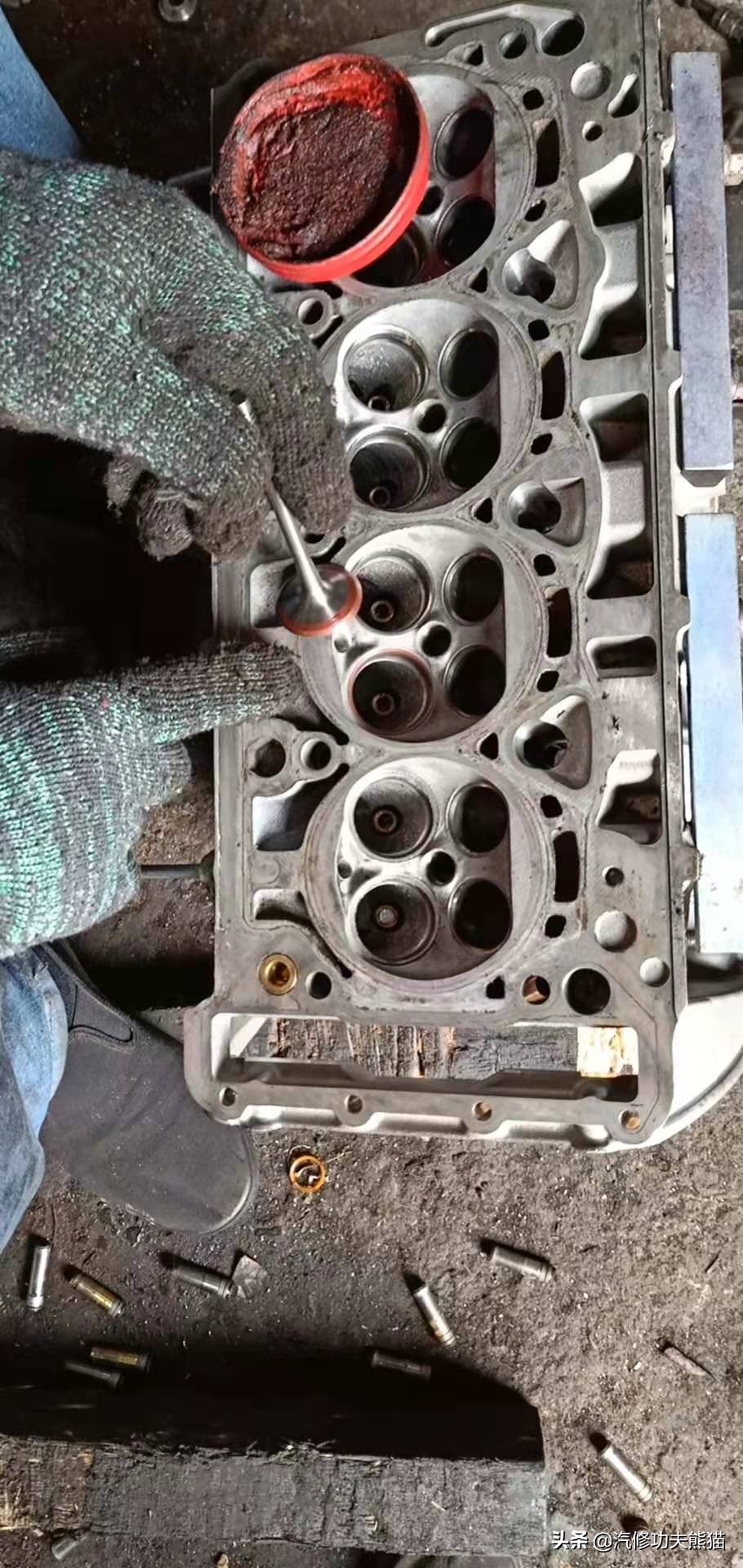 爱车养护烧机油要趁早治理,爱车烧机油