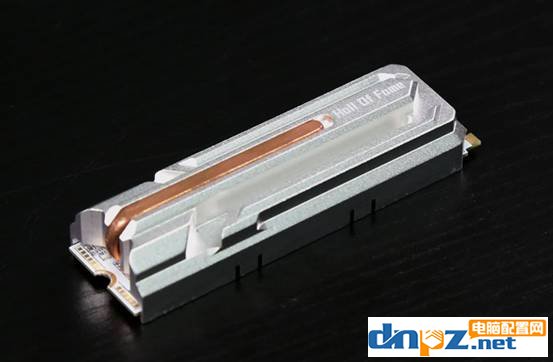 预算7千的游戏电脑主机推荐,六核心十二线程i7级高端游戏主机