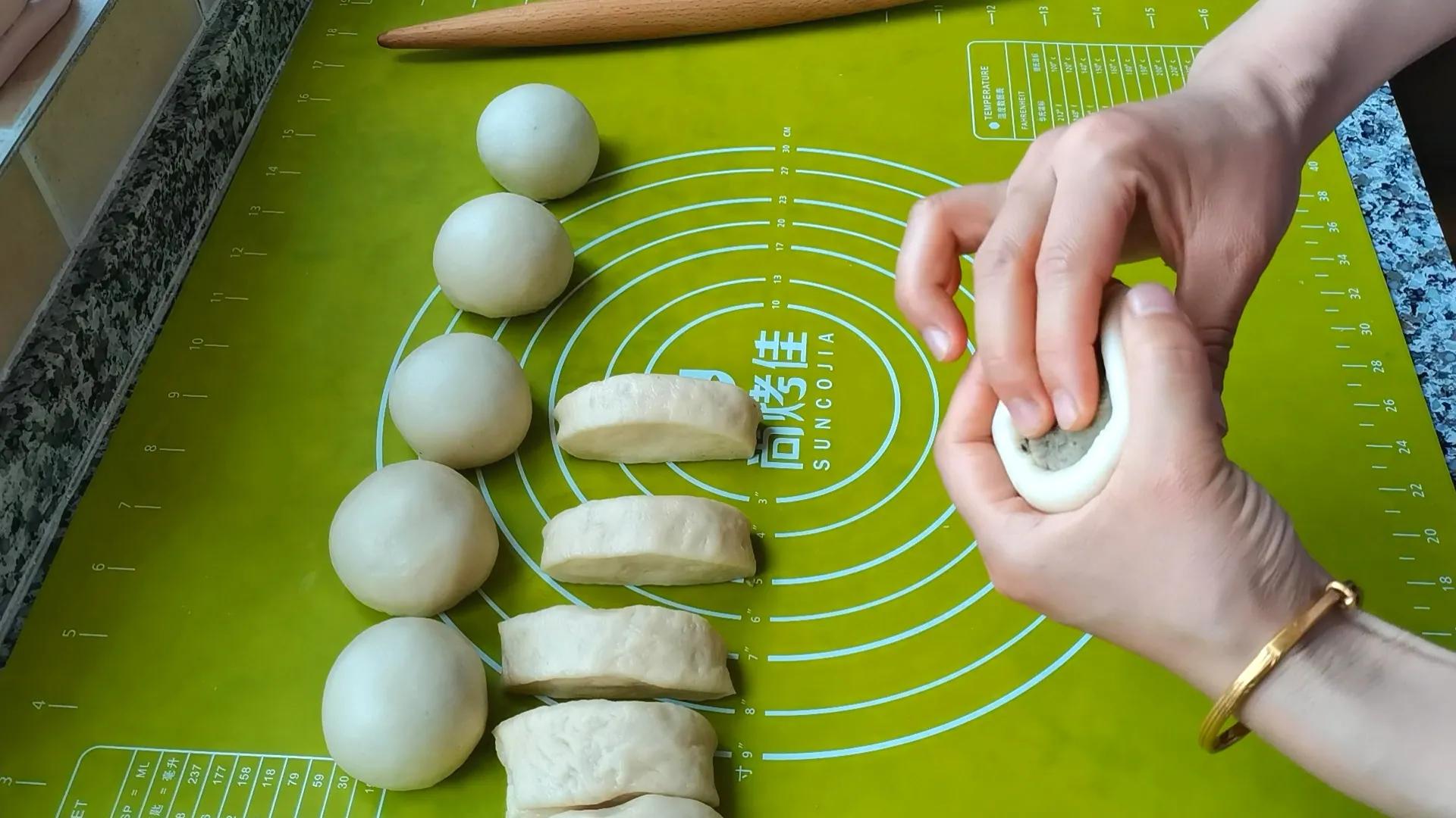 炎炎夏日多吃绿豆饼,又酥又有嚼劲的绿豆饼