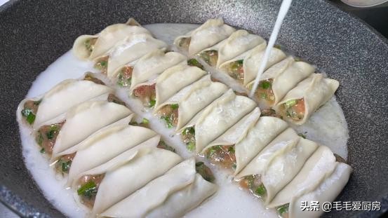 做锅贴用什么水和面,做锅贴有人用淀粉