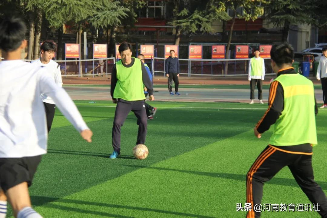 奋力拼搏释放青春活力！三门峡一高举行“八人制”校园足球联赛