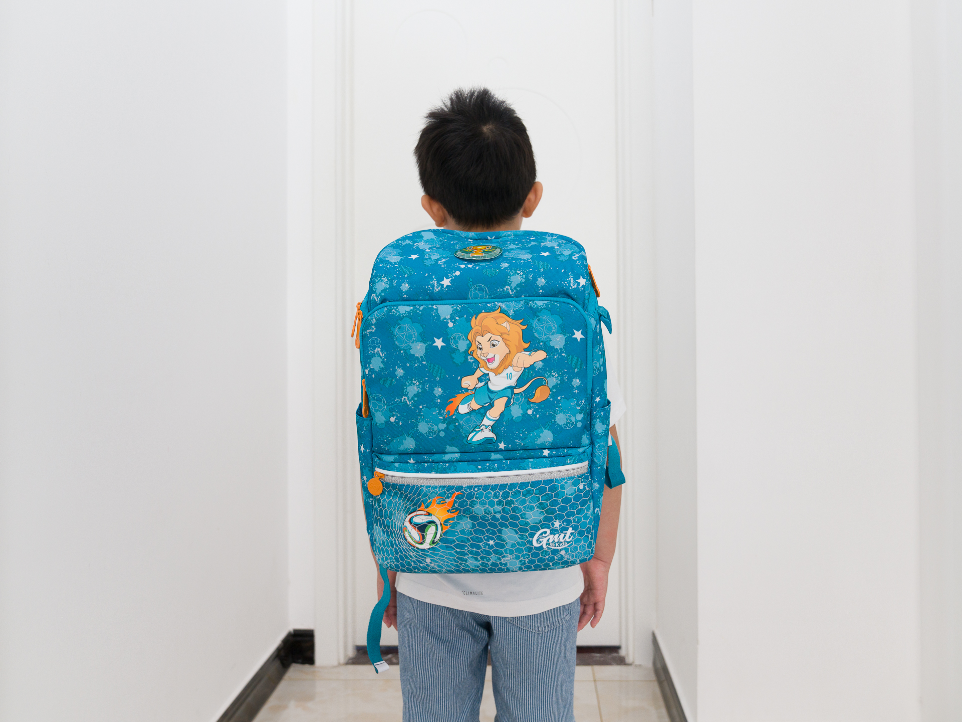 减负护脊书包怎么选,如何给孩子选一款好的护脊书包