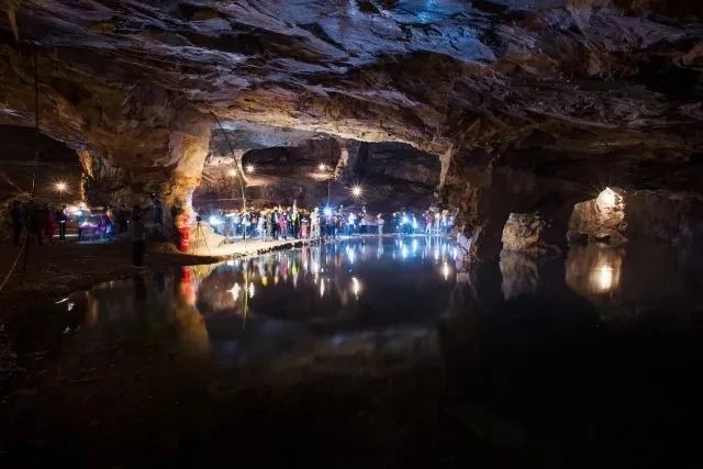 风情小镇|世界矾都，明矾故里