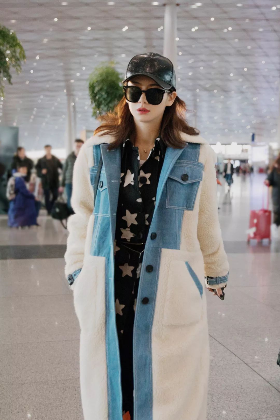 大家都想抱你，除了因为天气，还因为它