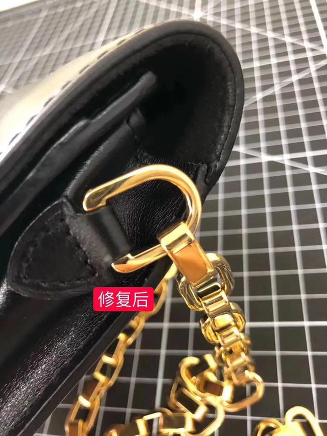 奢侈品包包脱色怎么办啊,奢侈品包包掉色吗