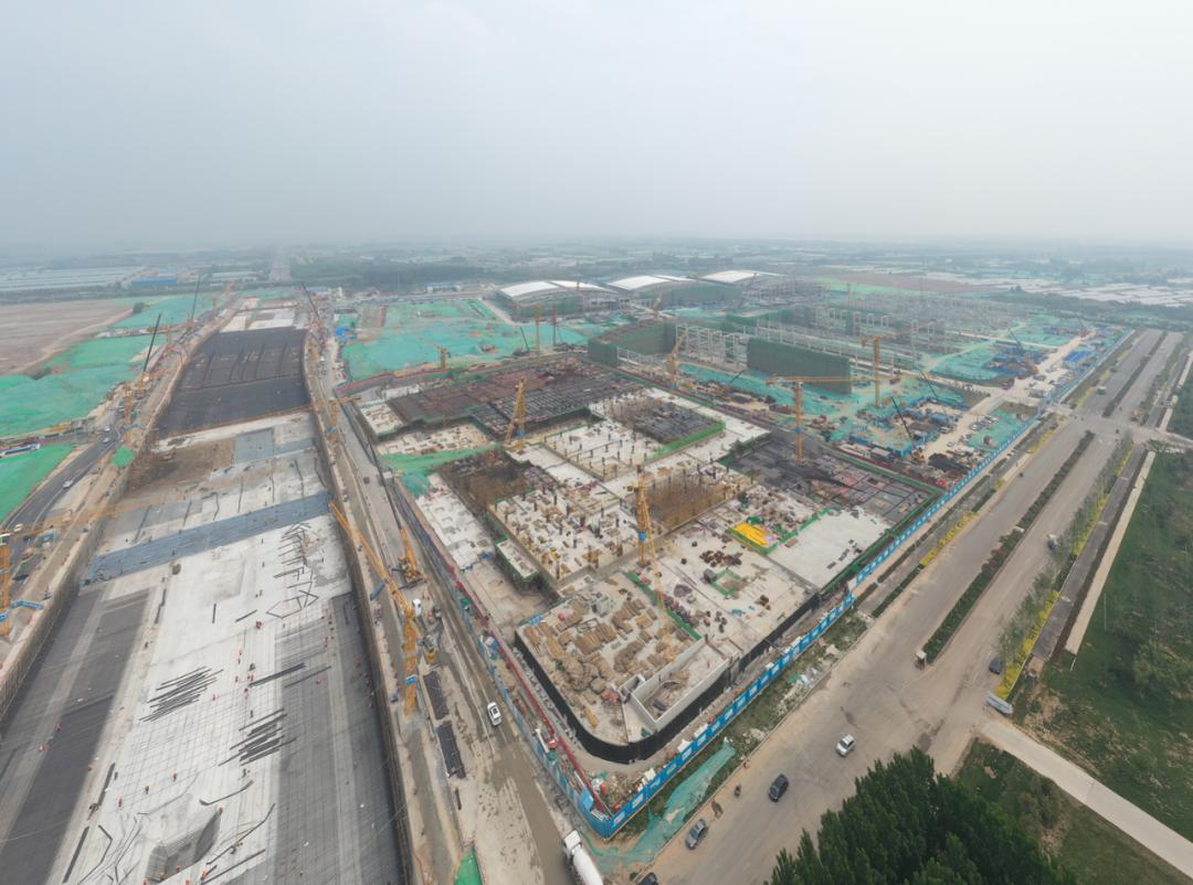 绿地国博城会展中心“耀舞齐鲁立标世界”/VP设计