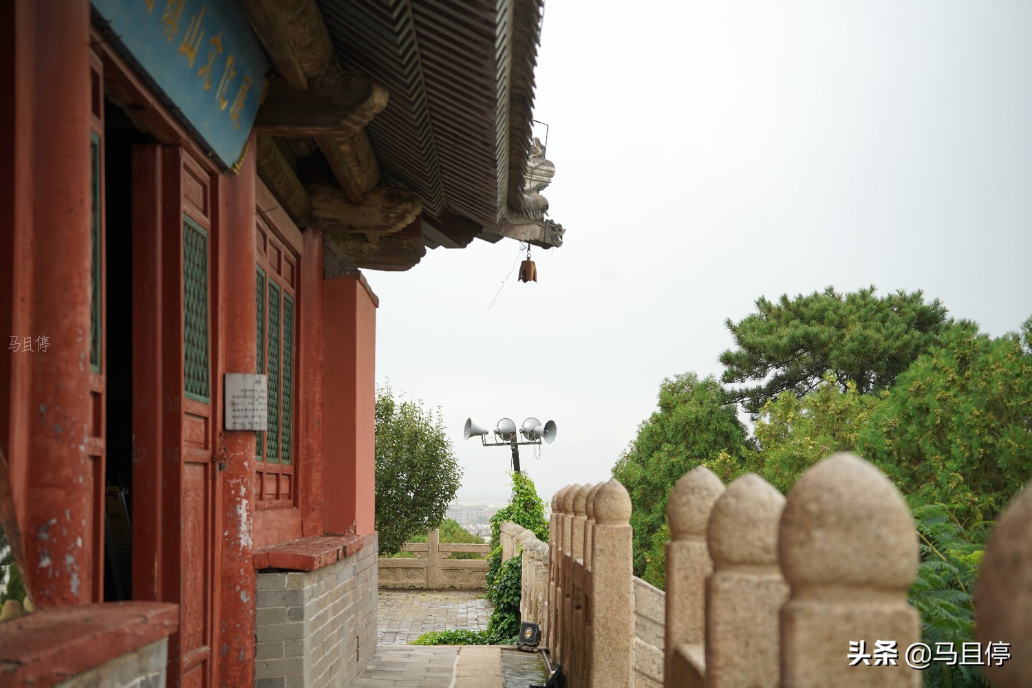 辽宁超低调的小县城，古时被众多皇帝看重，为中国现存唯一镇山庙