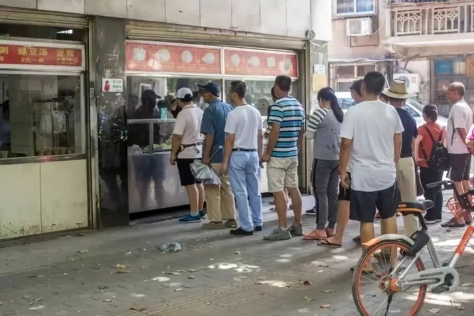 武汉鹿角巷网红店,武汉真正值得去的美食店
