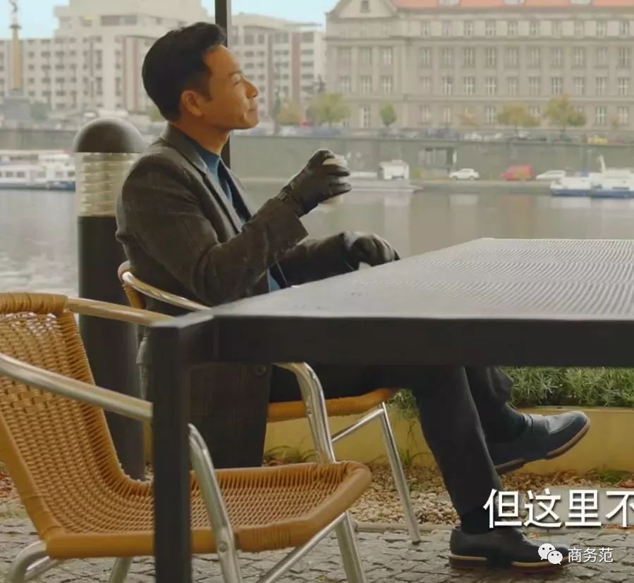 《再创世纪》告诉你，香港顶级富豪鄙视链