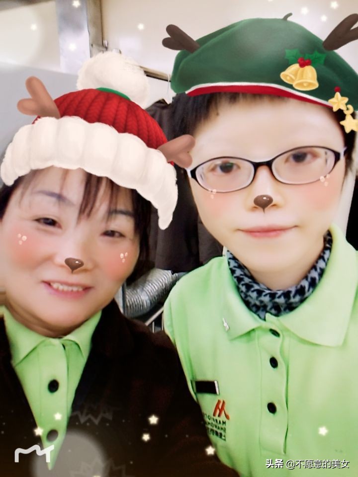 可爱的少妇自拍越来越丰满越来越成熟了