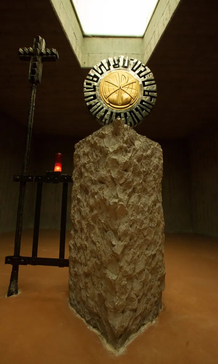 Church丨粗野的力量与信仰