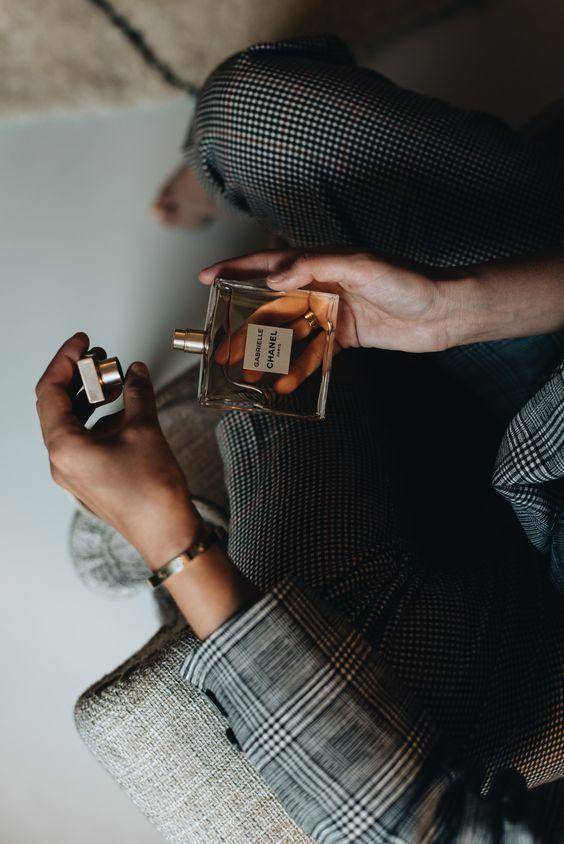 如何闻味道,如何闻起来香