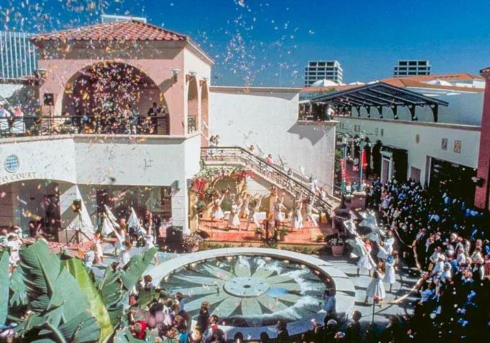 含泪剁手，说说我住尔湾光谱中心附近的物质生活