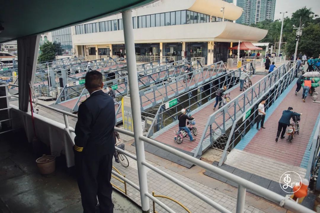 再见了，陪伴广州人三十年的“巨无霸”渡轮