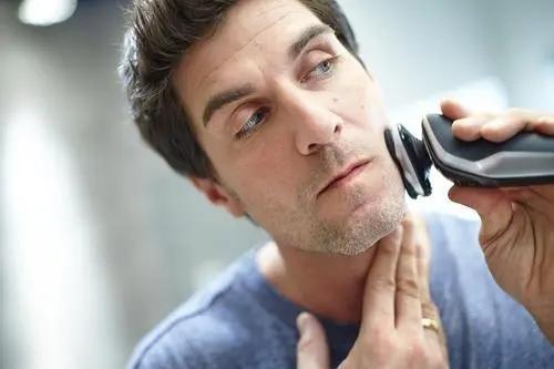 剃须刀智商税,几千元的剃须刀是交智商税吗