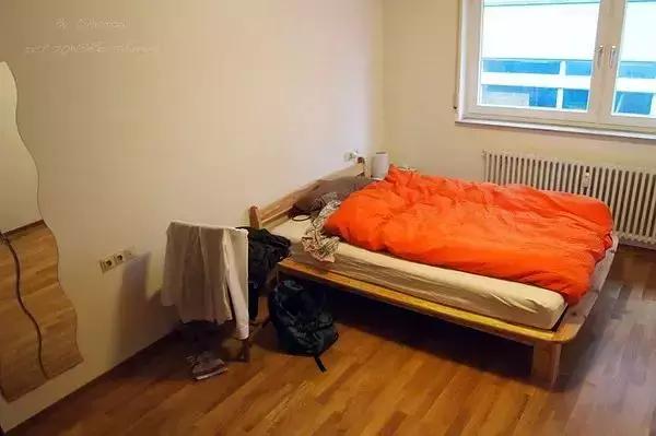 留学生宿舍到底有多小,留学生宿舍真实情况