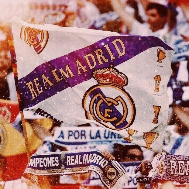 06年皇马阵容图片,皇马队徽壁纸超清图片