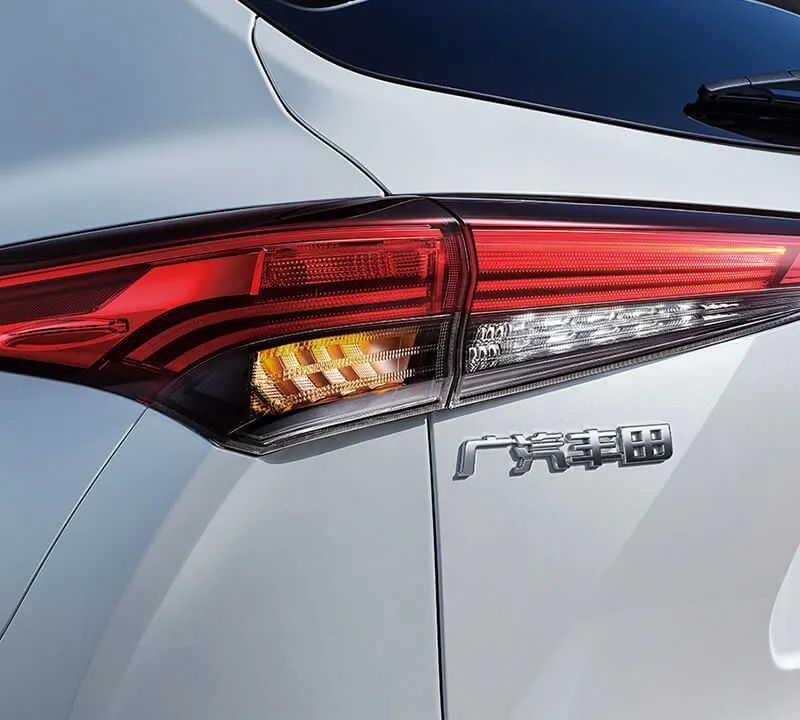 最新第四代油电混动汉兰达测试,第四代汉兰达预售是油电混动的吗