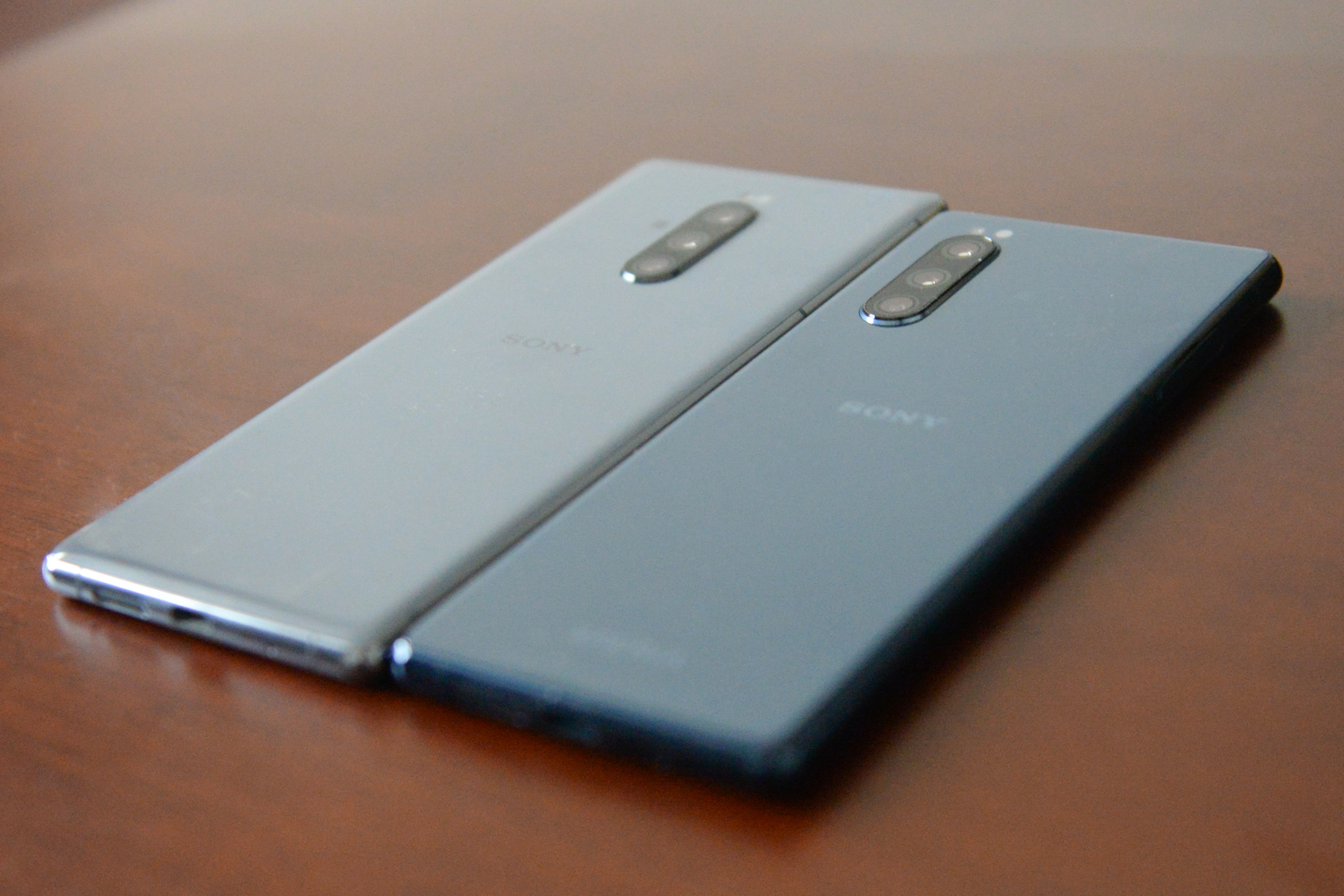 xperia1对比xperia1ii,索尼xperiapro-i对比xperia1iii