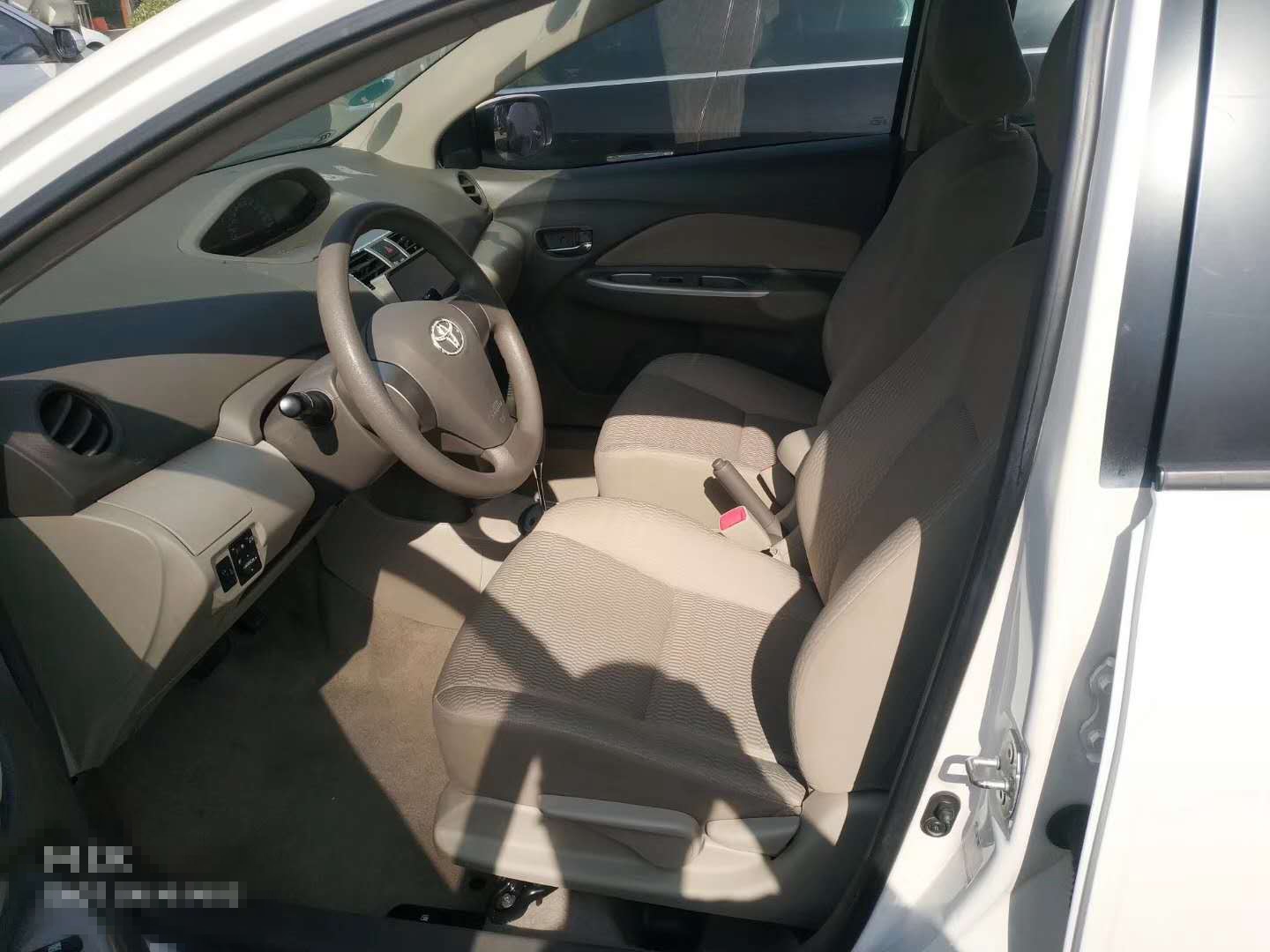 二手车10年丰田威驰手动挡多少钱,10年丰田威驰1.3自动二手车价格