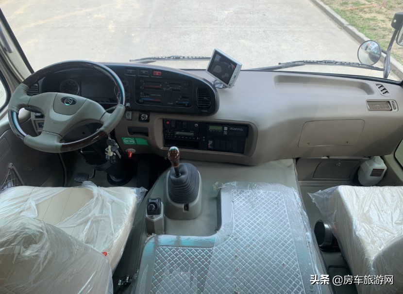 金旅考斯特房车感受,金旅考斯特房车火车版