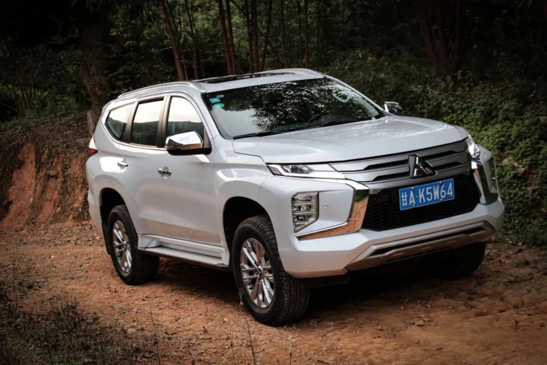 试驾三菱帕杰罗劲畅3.0,三菱帕杰罗劲畅3.0l测评