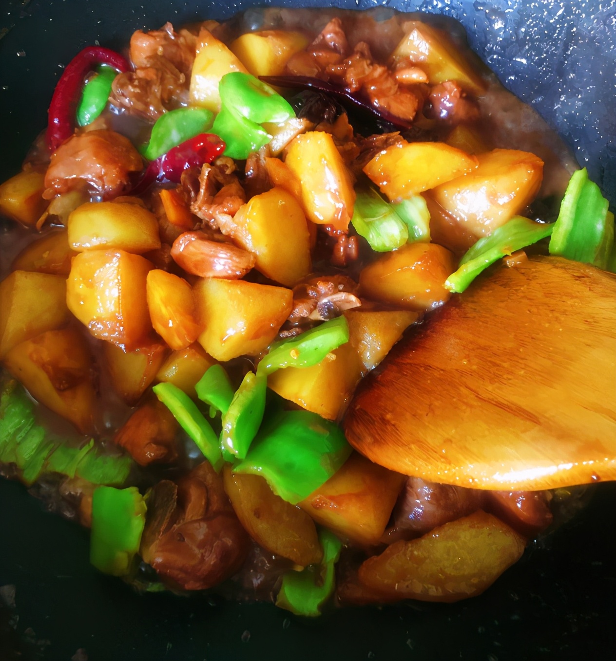 炖鸡肉第一步还在焯水吗,炖鸡肉已经焯水了怎么办