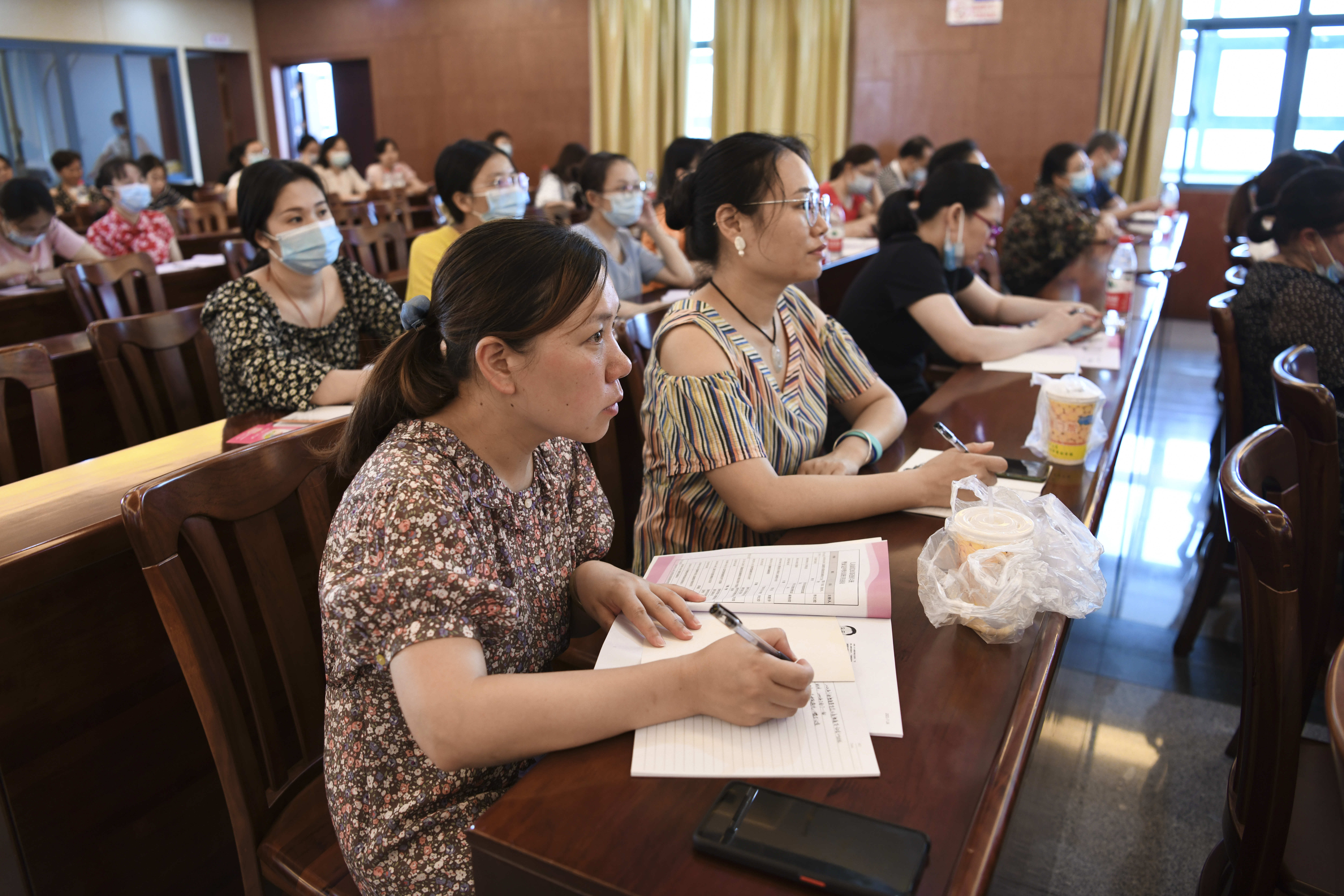 不忘初心牢记使命守护百姓健康,牢记初心守护人民健康党日活动