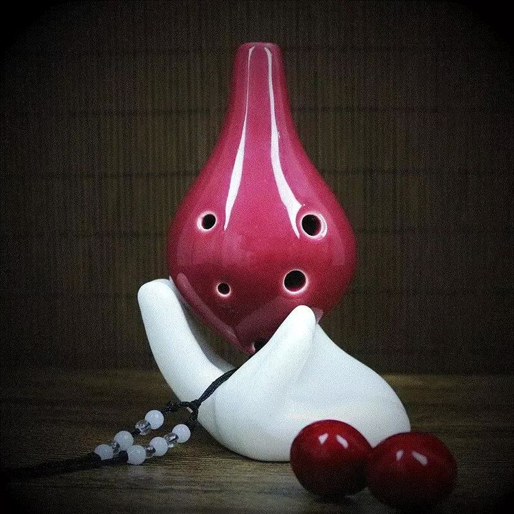 吉他没有变调夹可以拿什么来代替,吉他没有扩音器可以用什么代替