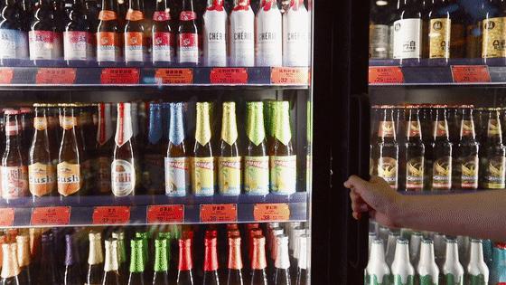 重庆第①家正版餐酒博物馆来了！1000+酒水，50+简餐，嗨翻16h