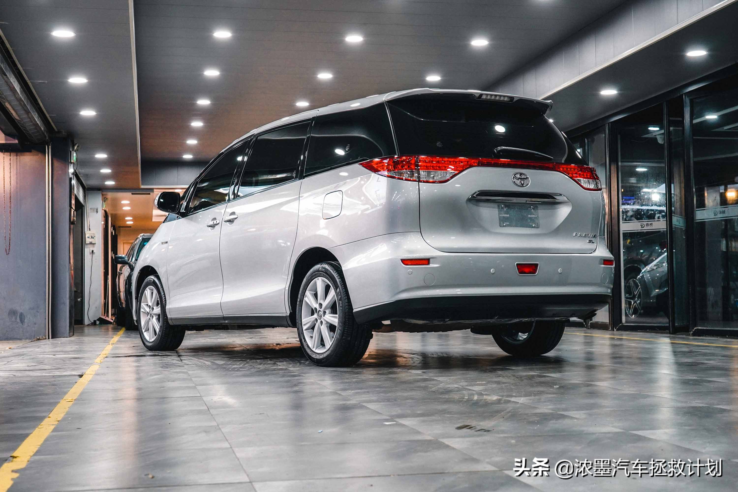 一代经典丰田普瑞维亚,丰田普瑞维亚依然经典