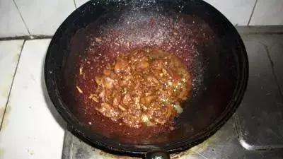 真正的手工锻打铁锅,有必要选择手工捶打铁锅吗